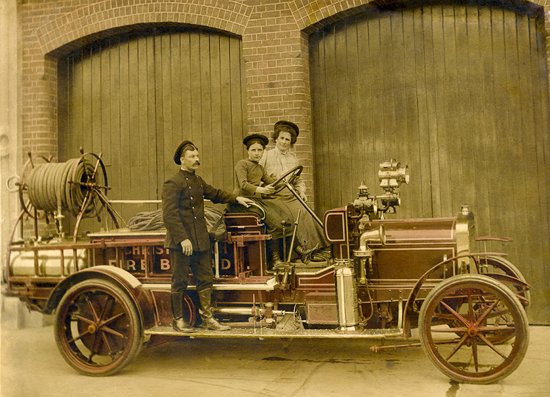 Thomas Moore, a firefighter & his Family c1914